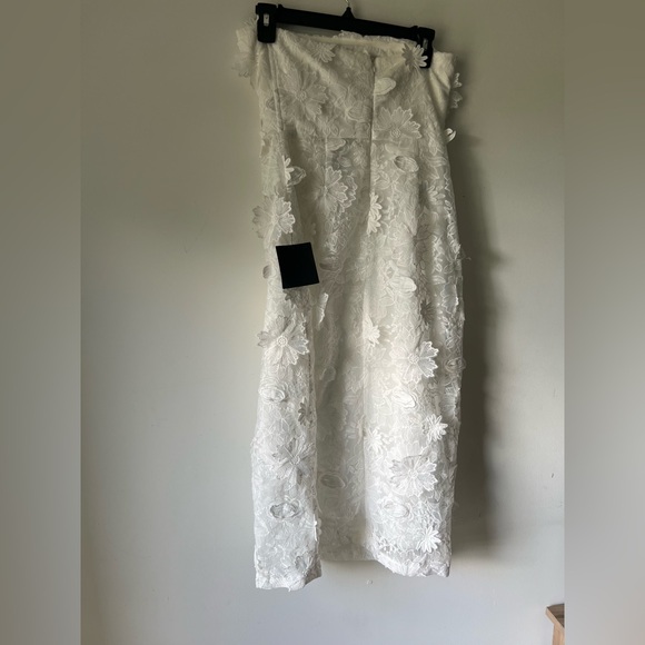 Lulus White Strapless Floral 3D Appliqué Midi Dress Women’s Size Small NWT - Picture 6 of 8
